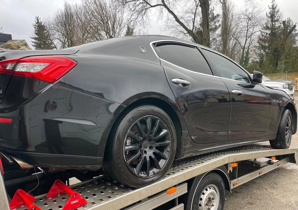 Maserati Ghibli cena 29900 przebieg: 177000, rok produkcji 2014 z Czarnków małe 191